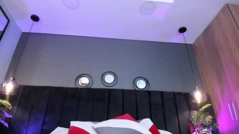 Snapshot of brenda__garcia chatting on 03/26/26, 04:51 online show from 03/26/26, 04:51