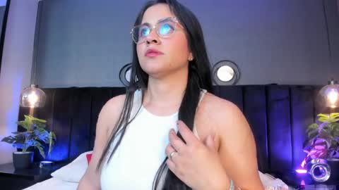 Snapshot of brenda__garcia chatting on 04/14/26, 03:12 online show from 04/14/26, 03:12