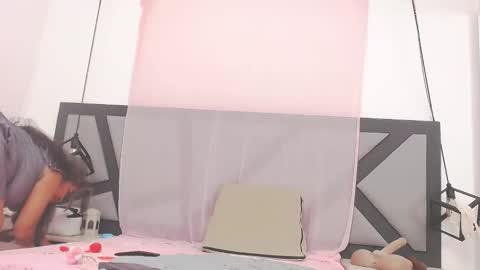 BRENDA VELASQUEZ online show from 11/01/25, 08:44