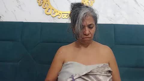 BRENDA VELASQUEZ online show from 11/23/25, 04:29