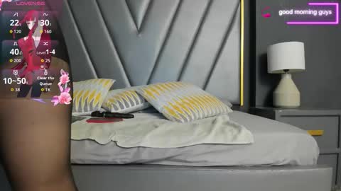 Snapshot of brendaadams_ chatting on 11/30/25, 11:03 Brenda Time Schedule 0600 - 1400 GMT-5 online show from 11/30/25, 11:03