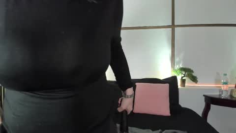 Snapshot of brendacantorel chatting on 10/07/25, 12:02 MeganBeaked online show from 10/07/25, 12:02