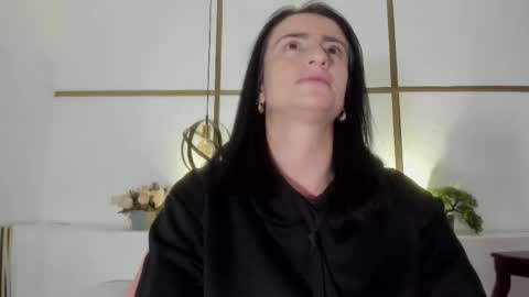 Snapshot of brendacantorel chatting on 10/29/25, 11:45 MeganBeaked online show from 10/29/25, 11:45