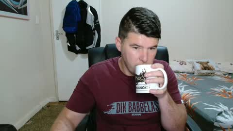 ask me lol online show from 04/27/26, 02:53