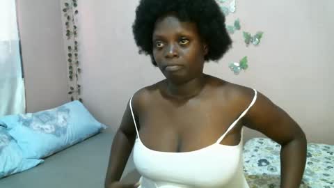 Snapshot of brennabaibe chatting on 02/13/25, 08:27 Brenda xxx online show from 02/13/25, 08:27