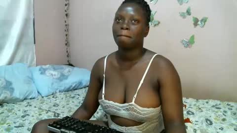 Snapshot of brennabaibe chatting on 03/04/25, 03:37 Brenda xxx online show from 03/04/25, 03:37