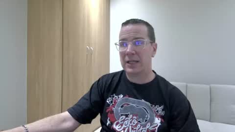 Brett online show from 06/11/26, 03:32