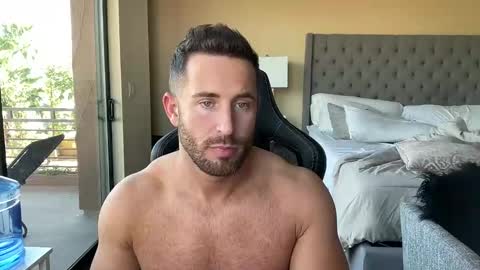 Brett Mycles online show from 11/04/25, 09:36