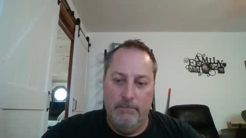 Snapshot of brettsky chatting on 12/15/24, 04:59 hey online show from 12/15/24, 04:59