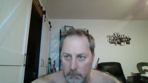 Snapshot of brettsky chatting on 01/08/25, 10:37 hey online show from 01/08/25, 10:37