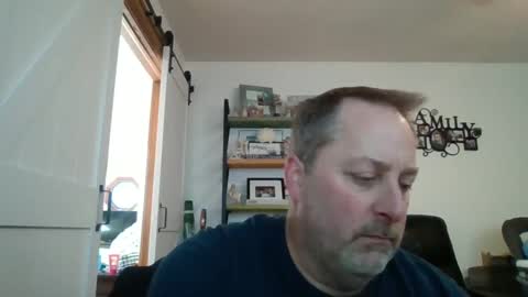 Snapshot of brettsky chatting on 02/01/25, 07:23 hey online show from 02/01/25, 07:23