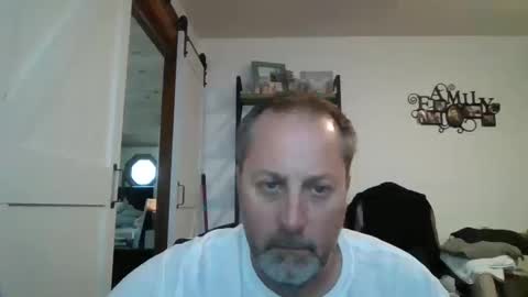 Snapshot of brettsky chatting on 10/11/25, 07:56 hey online show from 10/11/25, 07:56