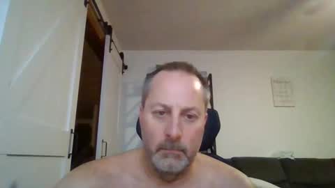 Snapshot of brettsky chatting on 11/12/25, 10:41 hey online show from 11/12/25, 10:41