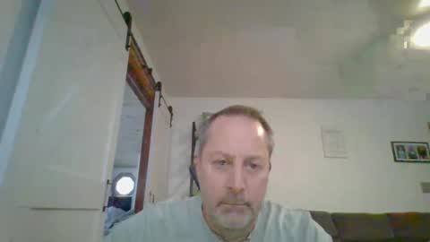 Snapshot of brettsky chatting on 11/28/25, 07:16 hey online show from 11/28/25, 07:16