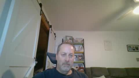Snapshot of brettsky chatting on 12/02/25, 12:49 hey online show from 12/02/25, 12:49
