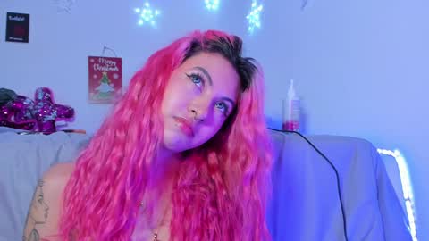 Snapshot of bri_cullen chatting on 01/04/25, 05:16 Bri cullen online show from 01/04/25, 05:16