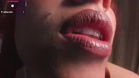 Snapshot of bri_von_dhara_ chatting on 11/04/25, 12:26 Bri online show from 11/04/25, 12:26