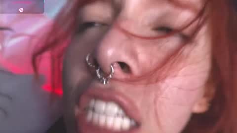 Snapshot of bri_von_dhara_ chatting on 11/13/25, 10:08 Bri online show from 11/13/25, 10:08