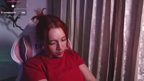 Snapshot of bri_von_dhara_ chatting on 11/28/25, 10:23 Bri online show from 11/28/25, 10:23