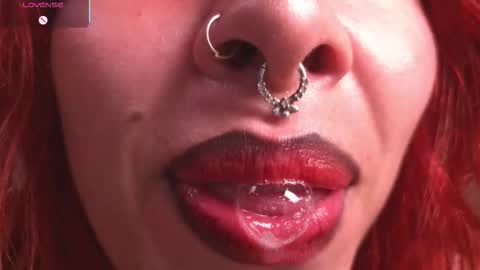 Snapshot of bri_von_dhara_ chatting on 12/02/25, 04:13 Bri online show from 12/02/25, 04:13