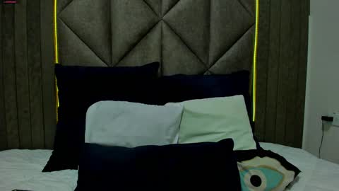 B R I A  online show from 12/17/24, 09:07