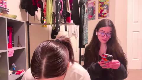 Snapshot of briadominick chatting on 02/21/25, 05:13 Brianna3 online show from 02/21/25, 05:13