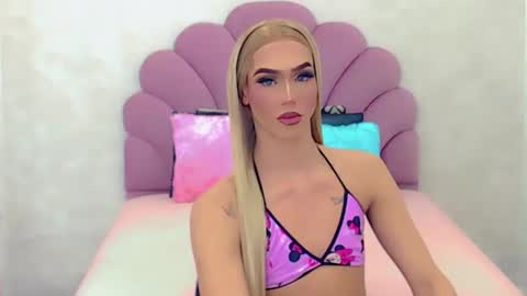 BRIANA online show from 03/05/25, 08:00