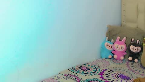 BRIANA online show from 11/29/25, 08:23