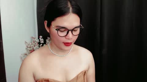 Snapshot of briana_sinclaire chatting on 06/10/26, 09:46 Claire online show from 06/10/26, 09:46