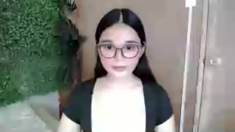Claire online show from 07/12/26, 11:45
