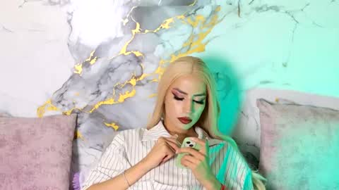 briana_white online show from 07/28/26, 08:52