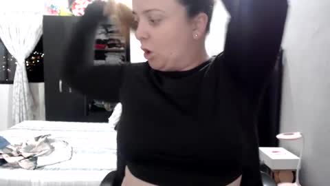 Snapshot of brianabarnes chatting on 01/18/25, 11:55 brianabarnes online show from 01/18/25, 11:55