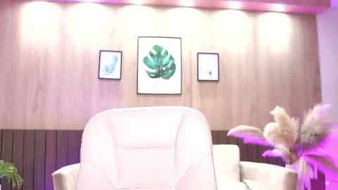 Snapshot of brianalane chatting on 06/12/26, 11:46 Briana Lane online show from 06/12/26, 11:46
