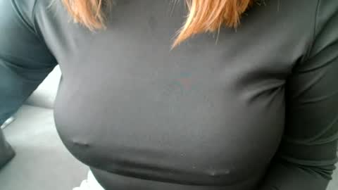 Snapshot of brianna_anny chatting on 06/14/26, 10:06 shiny smile online show from 06/14/26, 10:06