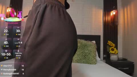 Briana online show from 09/22/25, 01:02