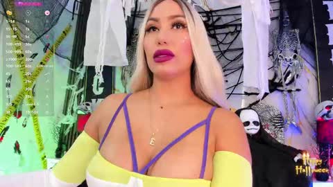 Brianna Ortiz online show from 10/19/25, 03:45