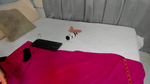 Brianna online show from 10/25/25, 01:18