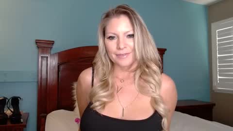 Brianna Brooks online show from 01/23/25, 05:10