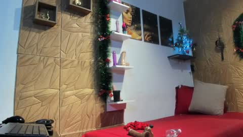 Brianna Chelsea  online show from 12/18/24, 02:49