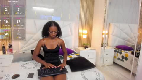 Brianna  online show from 01/26/25, 12:22