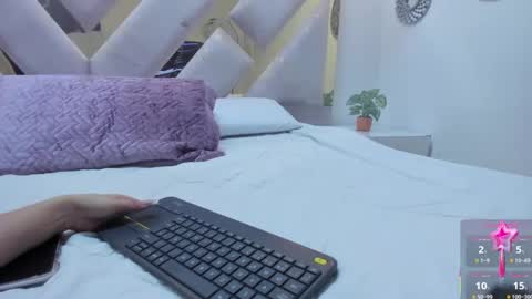 Brianna  online show from 09/22/25, 12:29