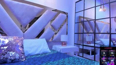 Brianna  online show from 09/29/25, 12:32