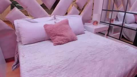 Brianna  online show from 11/19/25, 12:05