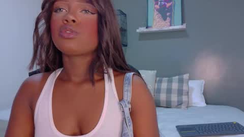 Snapshot of briannajackson_ chatting on 11/13/25, 07:46 brianna online show from 11/13/25, 07:46