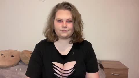 Brianna online show from 12/16/25, 01:27