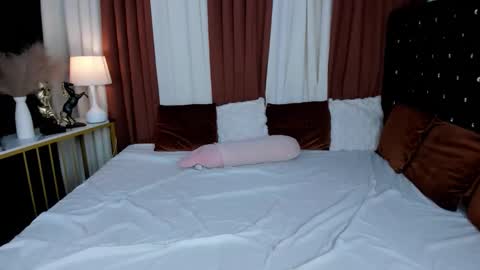 BRIANNA online show from 10/26/25, 08:09