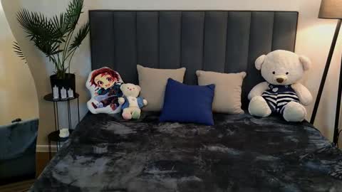 briarwynn online show from 11/19/25, 10:21