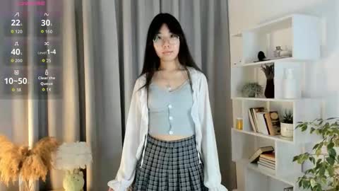 Hanna online show from 10/19/25, 01:17