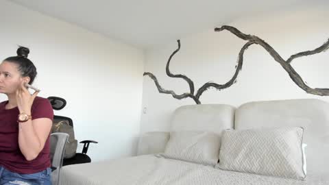    online show from 01/24/25, 12:31