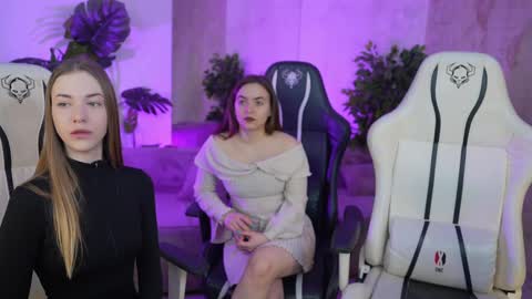 Snapshot of bright_diamonds_054 chatting on 03/06/25, 07:57 Diamonds Girls online show from 03/06/25, 07:57